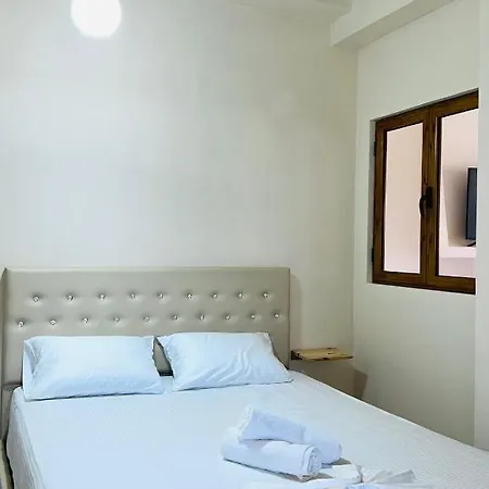 Ensalv - - - Penthouse Guest house *