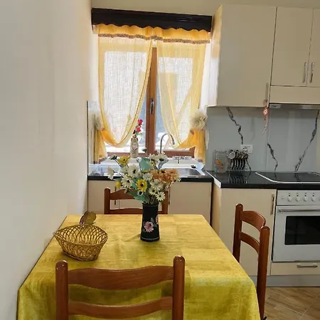 Ensalv - - - Penthouse Guest house