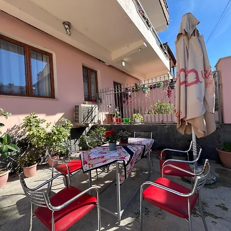 Guest house Ensalv - - - Penthouse Berat