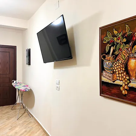 Guest house Ensalv - - - Penthouse Berat