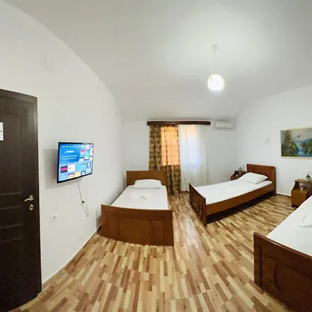 Ensalv - - - Penthouse Guest house