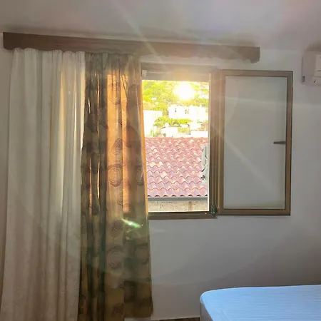 Ensalv - - - Penthouse * Berat