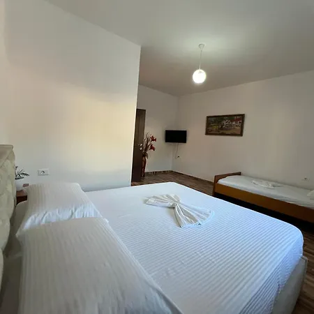Ensalv - - - Penthouse * Berat