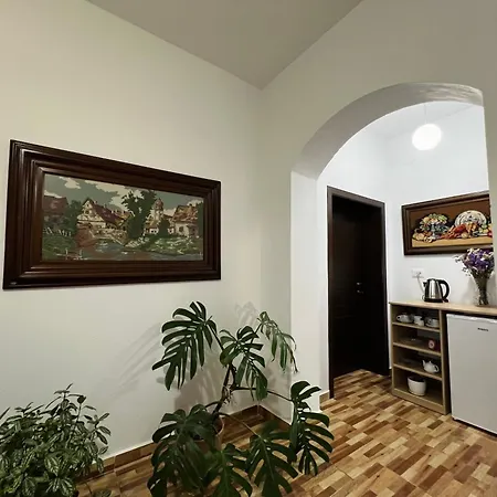 Ensalv - - - Penthouse * Berat